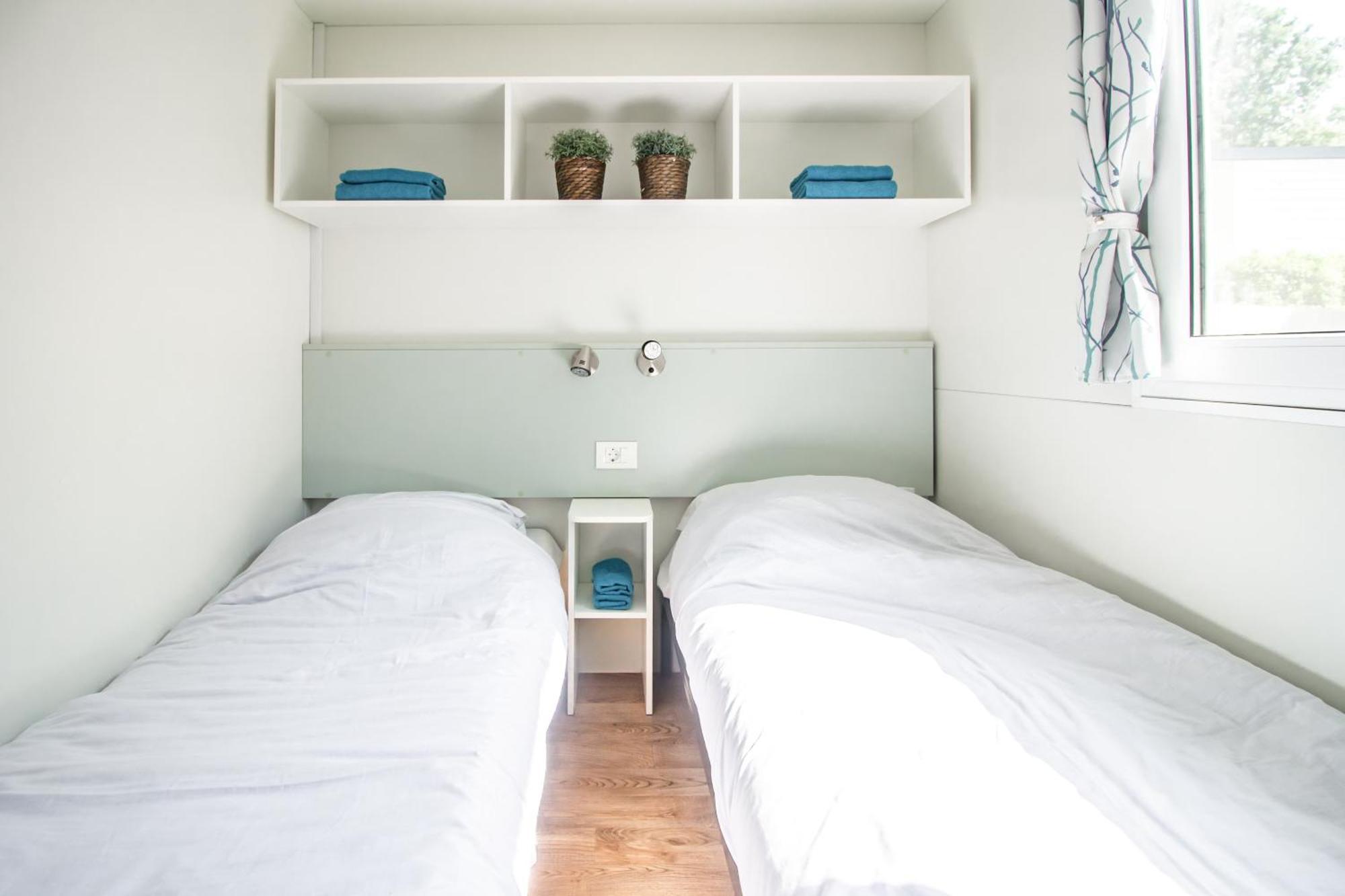 Easyatent Mobile Home Lanterna Quarto foto
