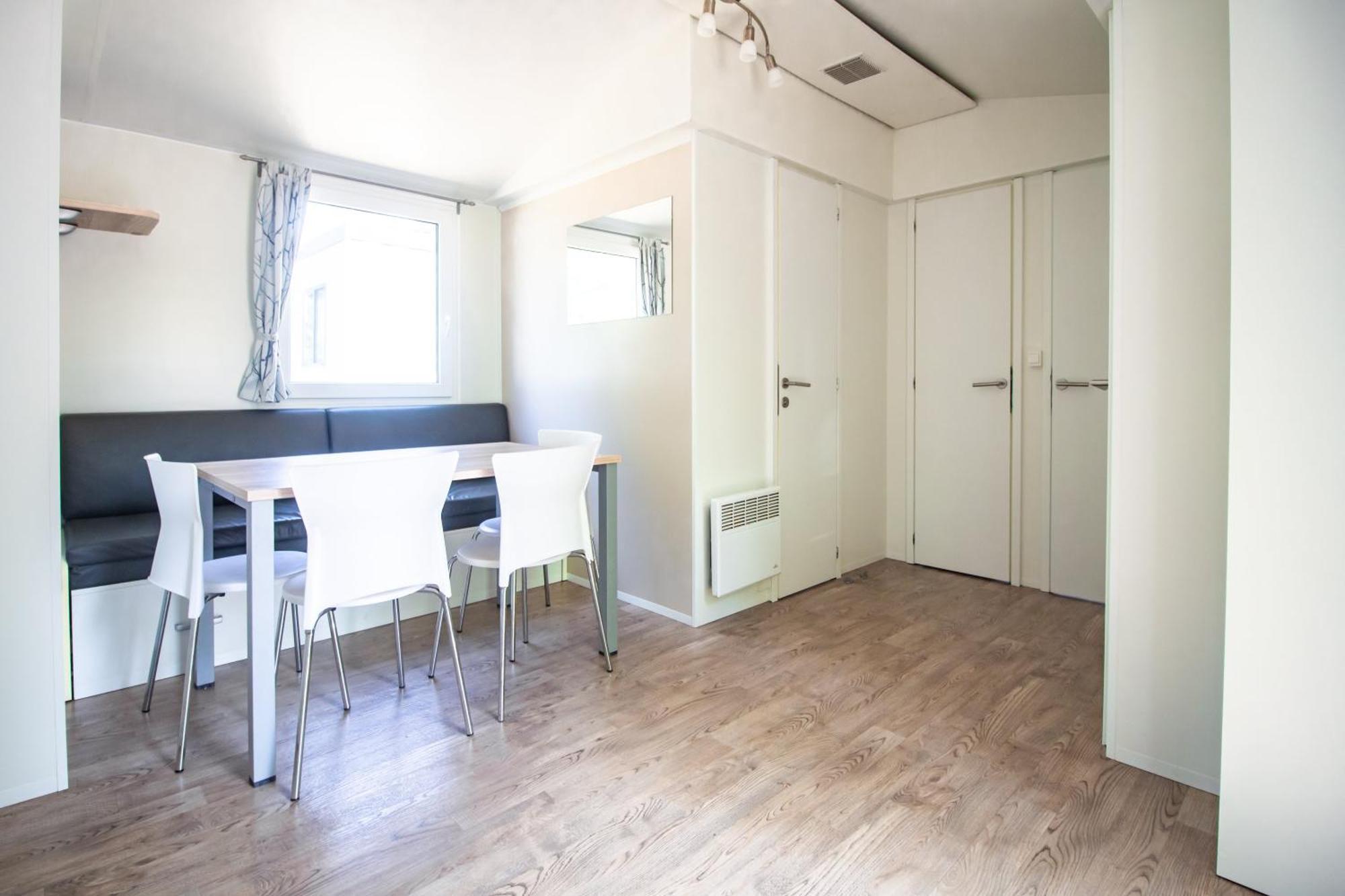 Easyatent Mobile Home Lanterna Quarto foto